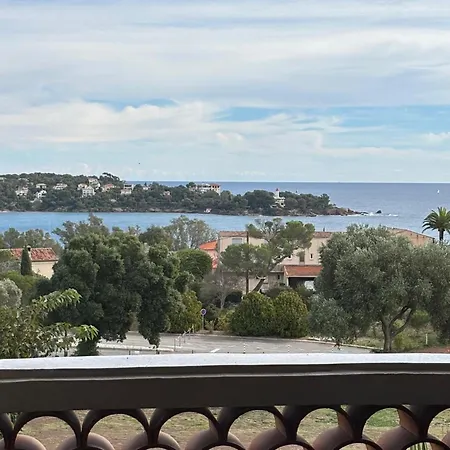 Апартаменты Cap Esterel 2 Pieces Avec Terrasse, Vue Mer, Climatisation Et Parking - Fr-1-504-697 *