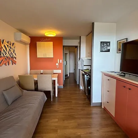 Cap Esterel 2 Pieces Avec Terrasse, Vue Mer, Climatisation Et Parking - Fr-1-504-697 Lägenhet *