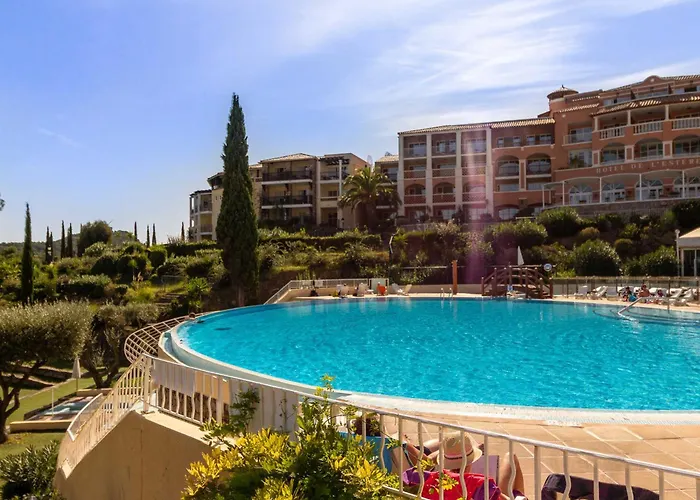 Апартаменты Cap Esterel 2 Pieces Avec Terrasse, Vue Mer, Climatisation Et Parking - Fr-1-504-697